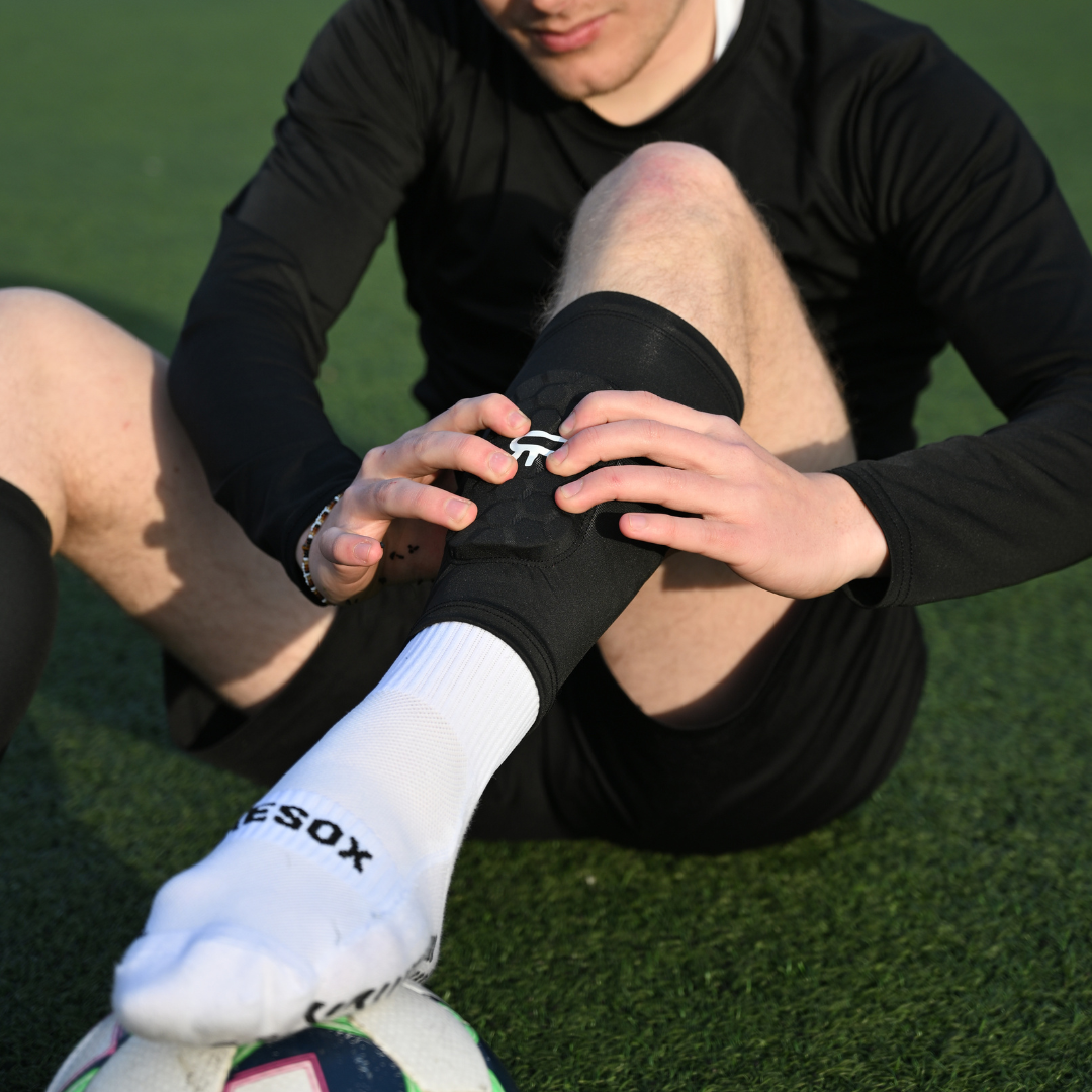 Skinnebensbeskyttere: Slip-in vs med stropper – guide