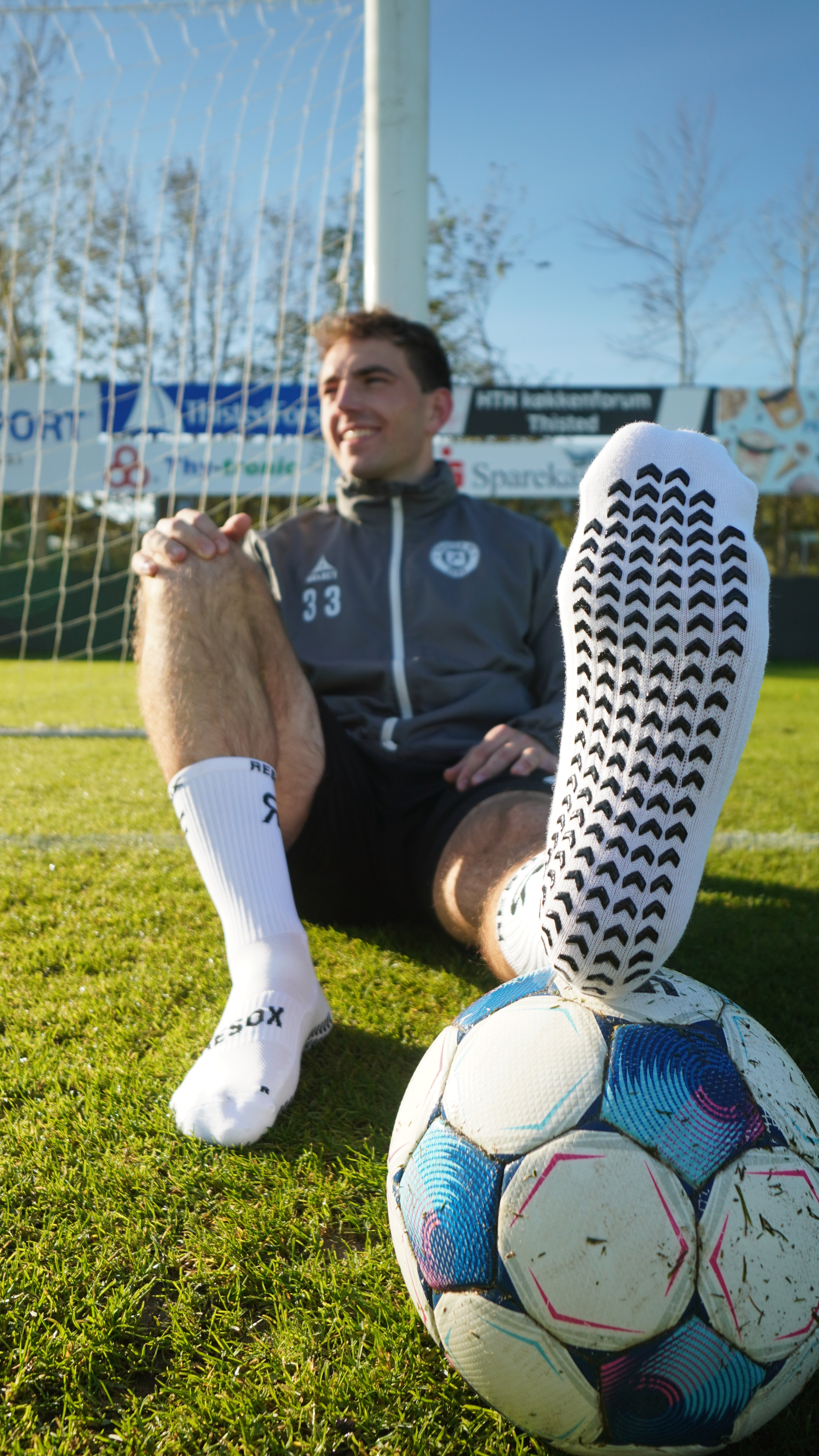 Strømpepakken - Fodbold Sleeves + Grip Socks